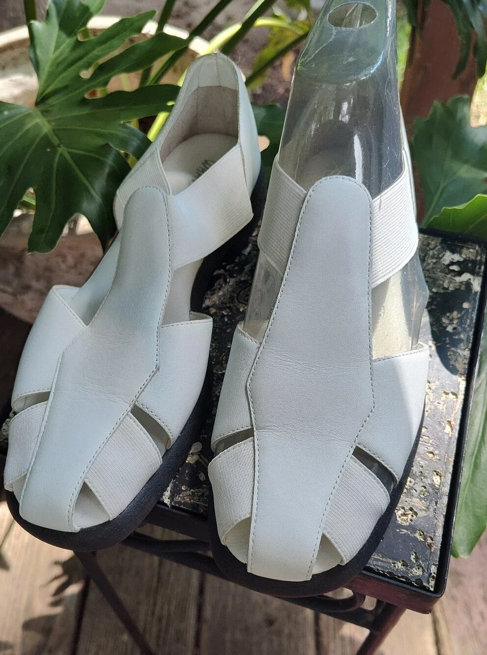 What's What White Leather/Elastic Fisherman Comfort Leather Sandals, Size 7M